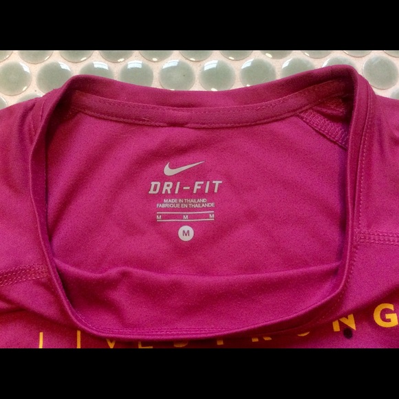 NIKE LIVESTRONG PINK LONG SLEEVE TOP. Size M - Picture 5 of 5